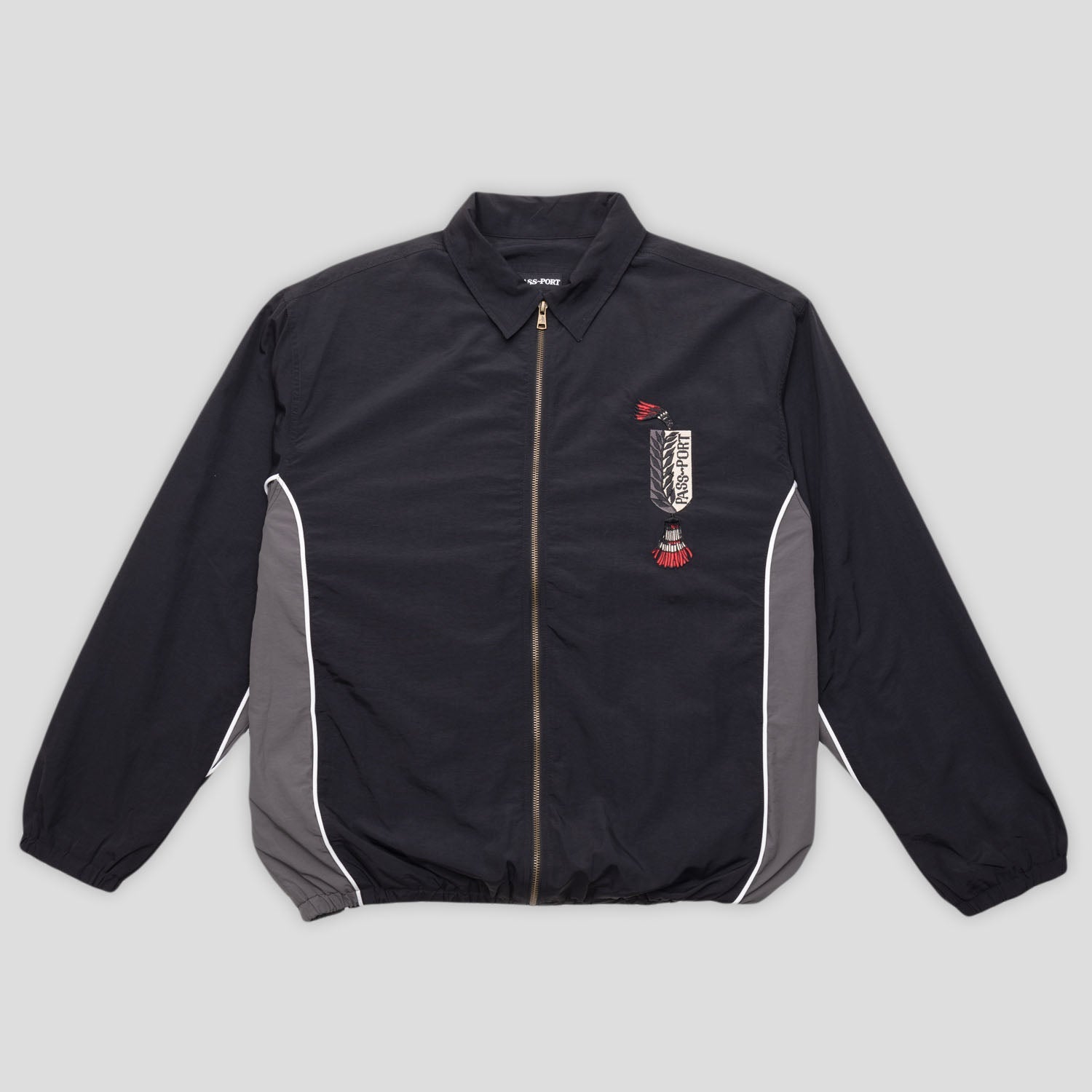 R43_0072_TASSLERPETDELIVERYJACKETBLACK_GREY1.jpg