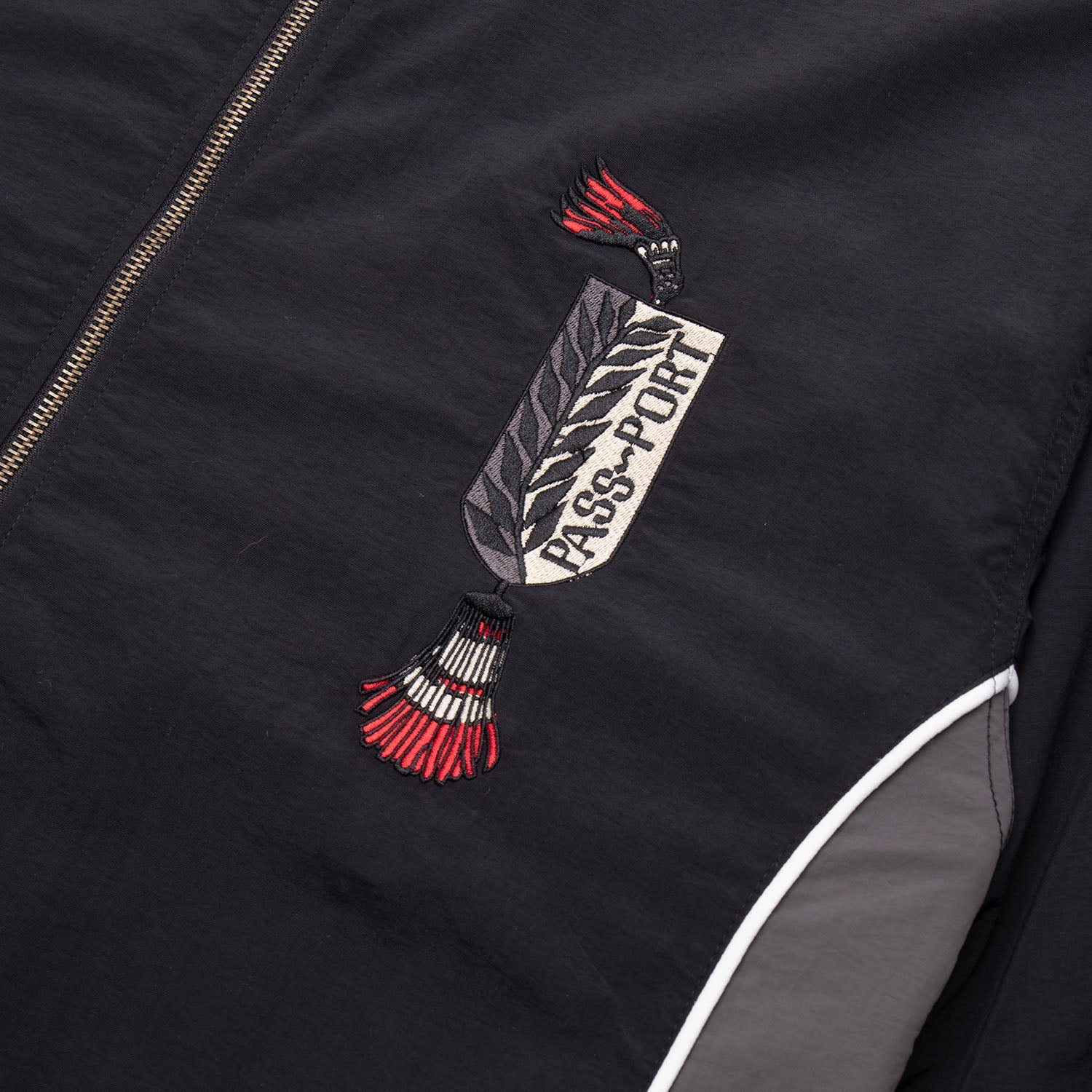 ジャケット・アウター PASS~PORT Tassle-RPET-Delivery jacket sb Pass~Port Tassle RPET Delivery Jacket - Black / Grey – Pass