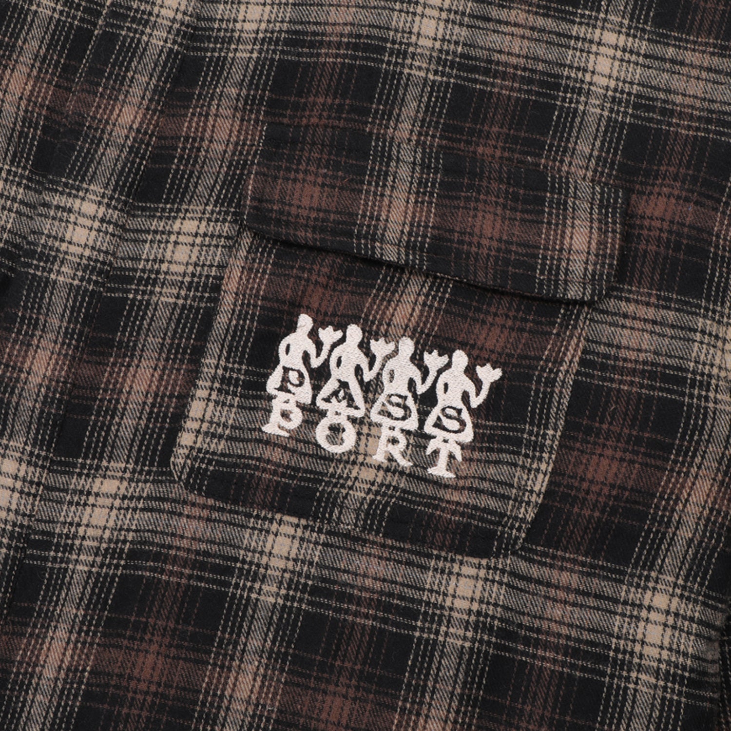 R45_0021_4FlowersVineyardFlannelBlack.jpg