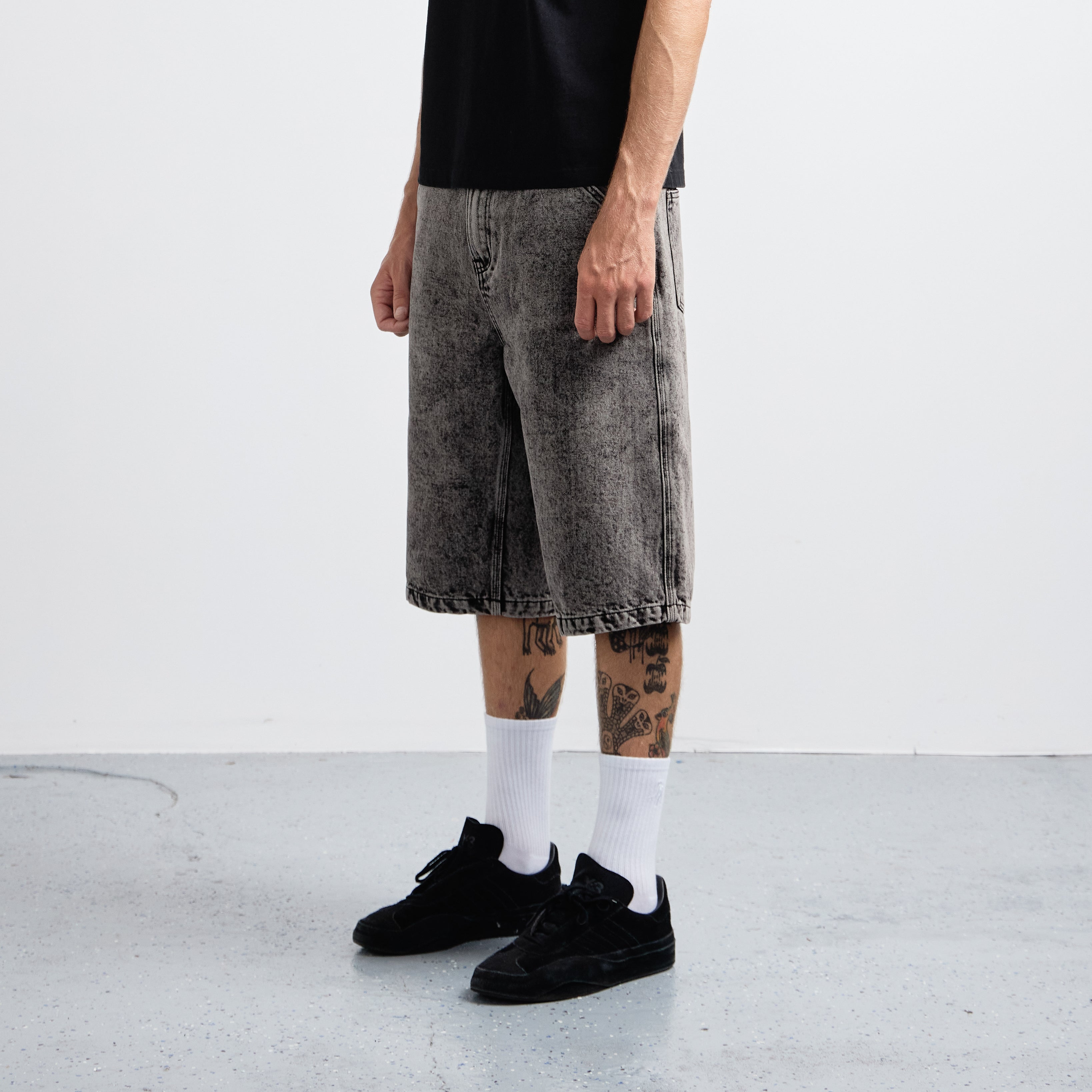 4 Jean Short - Acid Grey