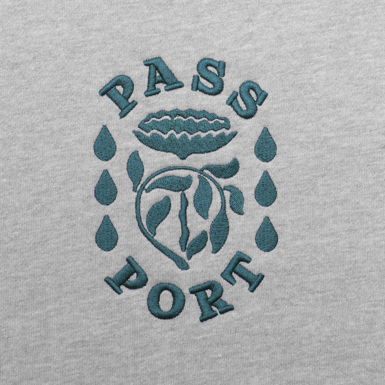 Pass~Port Fountain Embroidery Sweater - Ash