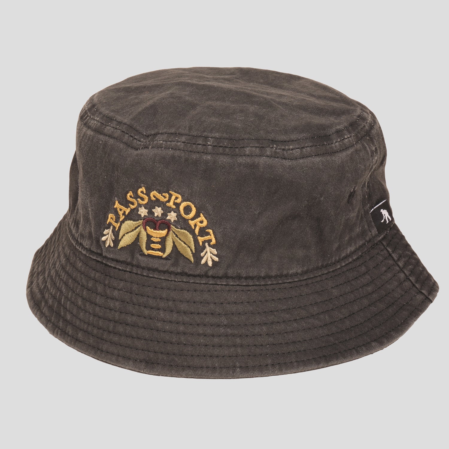 PASS~PORT "ARCHED" BUCKET HAT BLACK